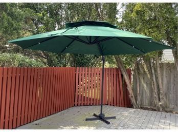 Adjustable Green Outdoor Patio Pool Sun/Shade Umbrella
