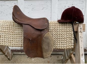 Brown Leather English Riding Saddle
