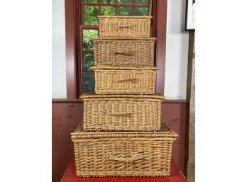 5 Rectangular Baskets With Lids And Closures