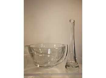 Double Swirl Clear Glass Bowl And Modern Bud Vase