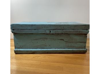 Arsenic Or Oxidized Copper Colored Small Trunk Turned Tool Box