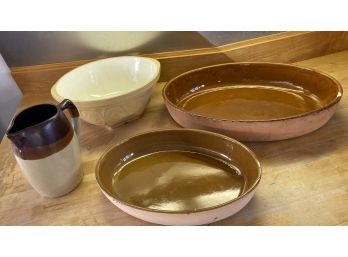 Ceramic -Terracotta And Earthenware Table Top Pieces