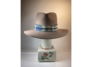 New Vintage Unworn Beige Western Style Felted Wool Hat With Indigo Band