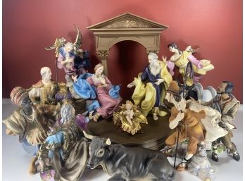 Franklin Mint Creche - With Original Boxes - The Vatican Museums, Rome Nativity Collection Ceramic Set