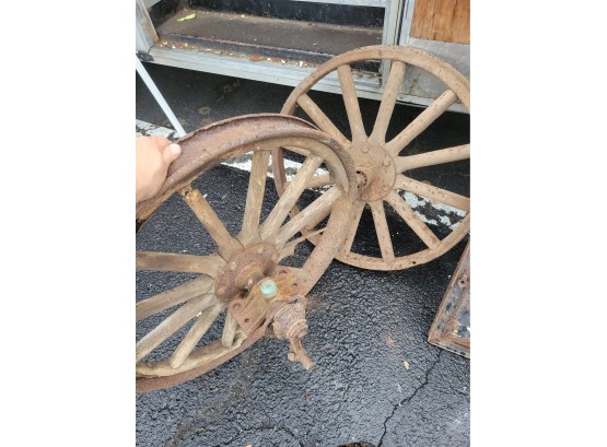 Vintage Wagon Wheels With Knuckles