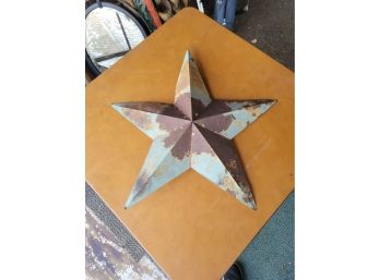Vintage-style Rustic Star Decor