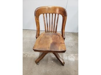 Wooden Chair With Wheels And Swivels