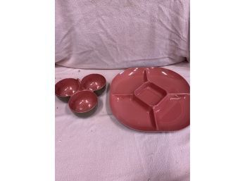 Light Pinkish Colored Vegatable Dip Serving Dish With Matching Bowls
