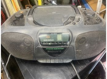 Magnavox Dynamic Bass Boost Tape Cd Radio Player