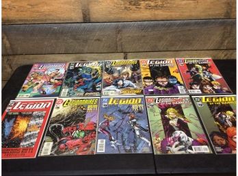 Comic Books Lot #166 A