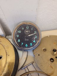 Lot Of Clock Pieces With 1 Uranium Face