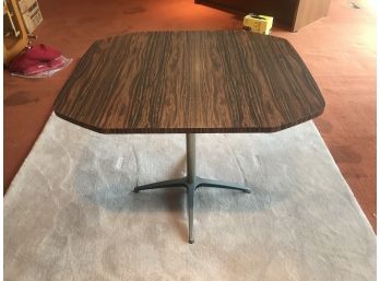 Mid Century Modern Herman Miller Style Dropleaf Table