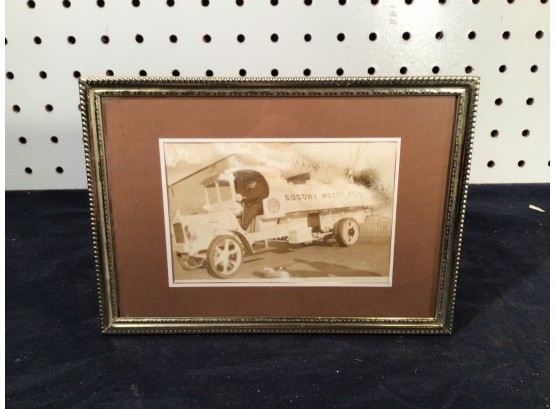 RARE PHOTOGRAPH Antique Photo Of SOCONY MOTOR OIL TRUCK, Great Automotive Piece