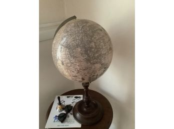 Vintage WORLD GLOBE - Nice Rotating Globe On Wood Base. Excellent Condition