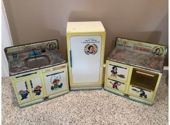 Vintage Wolverine Snow White Tin Litho Kitchen Set Disney