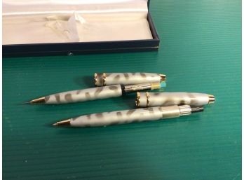Working Refillable Bill Blass Mechanical Pencil And Pen Set, In Orig. Case