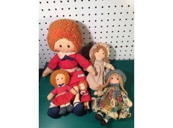 Vintage 5pc Lot Annie & Holly Hobbie Dolls