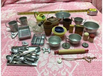 Lot Of Dollhouse Miniatures