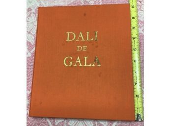 Vintage Book - Dali De Gala