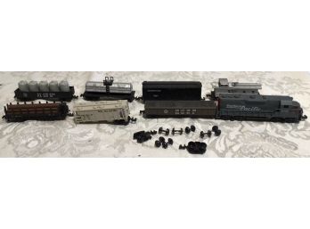 Trains - Southern Pacific Trains And Extra Wheels - Lot Of 8 Trains