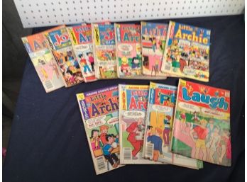 Lot Of 11 Vintage Archie Comics Group Comics - In Great Condition