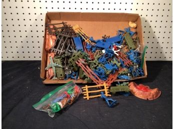 Box Of Vintage Toys Plastic Army Men, Planes, Etc.