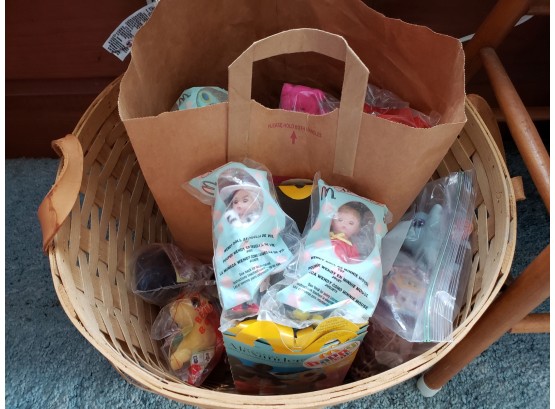 BASKET FULL OF COLLECTIBLE MCDONALDS TOYS