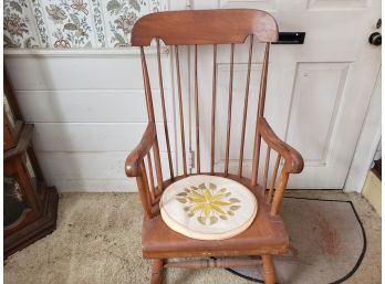 OLD ROCKING CHAIR