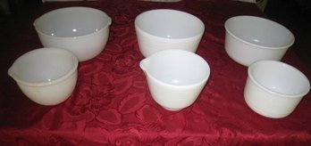 White Or Opal Vintage Mixing Bowls