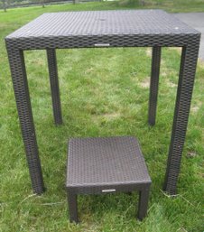 'Front Gate' Square Bistro Table And Matching Ottoman