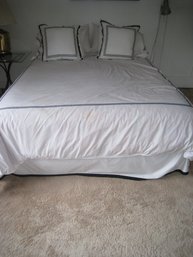 Queen Size Bed Comes With Linens