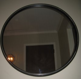 Round Mirror With Black Metal