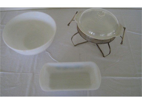 Set Of Three Pyrex And Fire King
