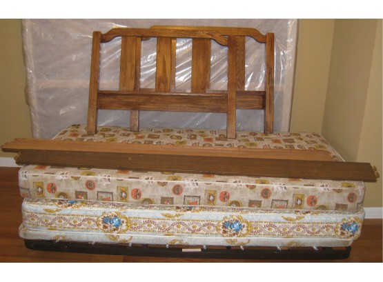 Wooden Twin Trundle Bed With Slide Out Mattress