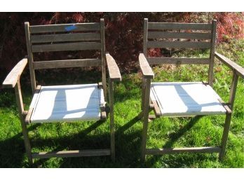 Set Of 2 Vintage Folding Porch Chairs