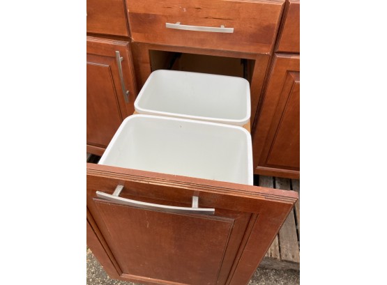 Base Cabinets With Garbage And Recycle Bins
