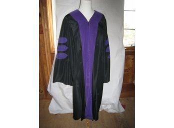 Graduate Degree Gown