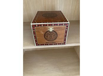 Robusto Extra Cigar Box