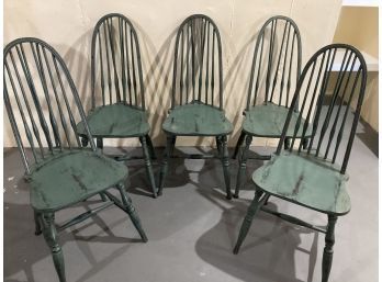 5 Green Chairs