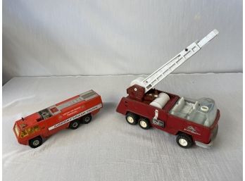 2 Vintage - Airport Crash And Ladder Fire Trucks