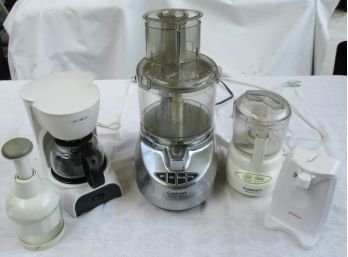 Perfect For Your New Starter Kitchen -A Mix Of Small Appliances