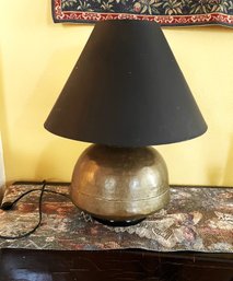 Black And Gold Jug Table Lamp
