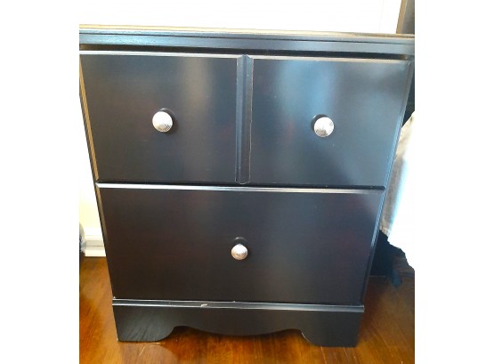 Traditional Style Dark Wood End Tables And Matching Dresser