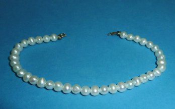 Pearl Bracelet 14K Marked Clasp