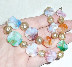Vintage Art Glass Bead Necklace Opalescent