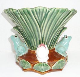 Art Pottery Frogs Vase
