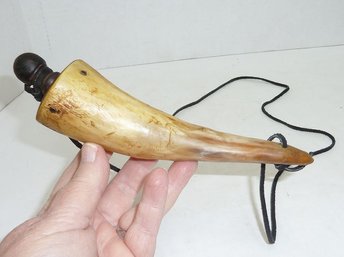Vintage Horn Powder Horn
