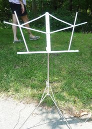 Metal Fold Up Music Stand