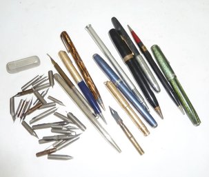 Vintage Fountain Pens  LOT