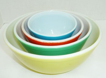 Vint PYREX Primary Color Nested Mix Bowls